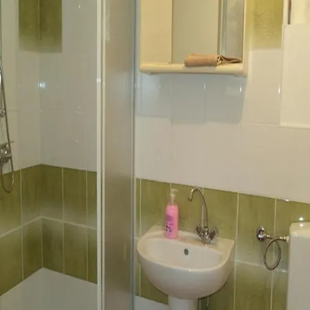 Paerlan 2 Apartment Balatonboglar